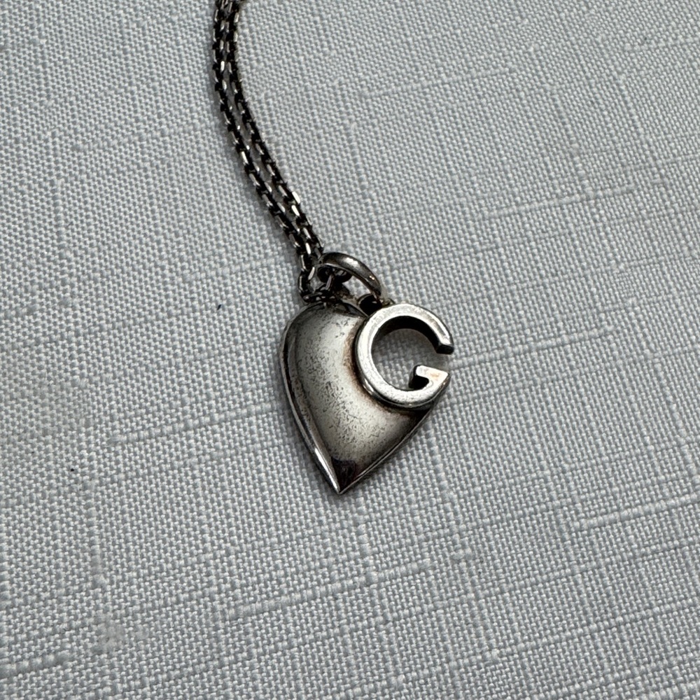 Gucci Silver Heart Necklace with G Logo - Picture 10 of 14